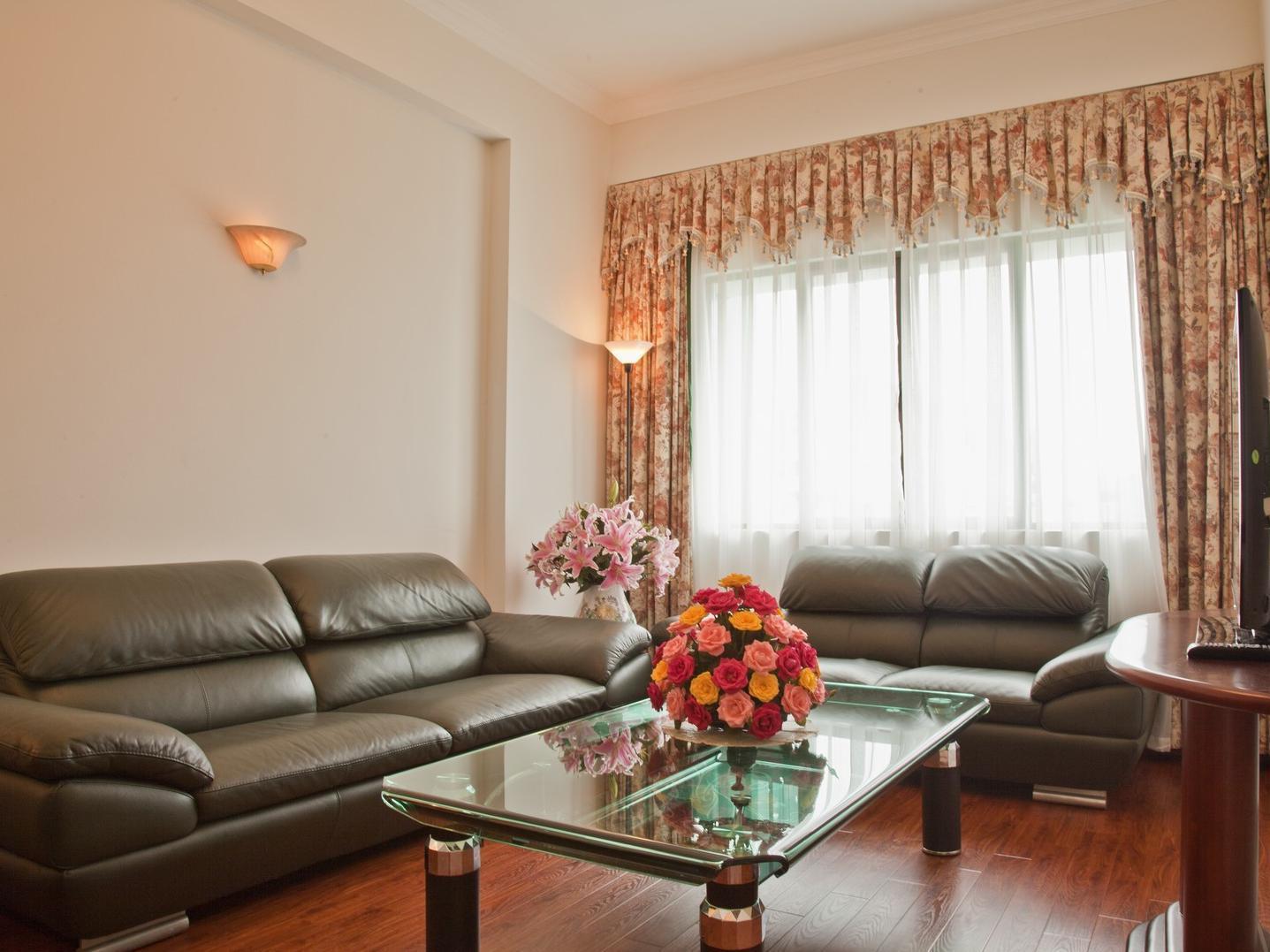 Green Park Hotel Ханой Екстериор снимка