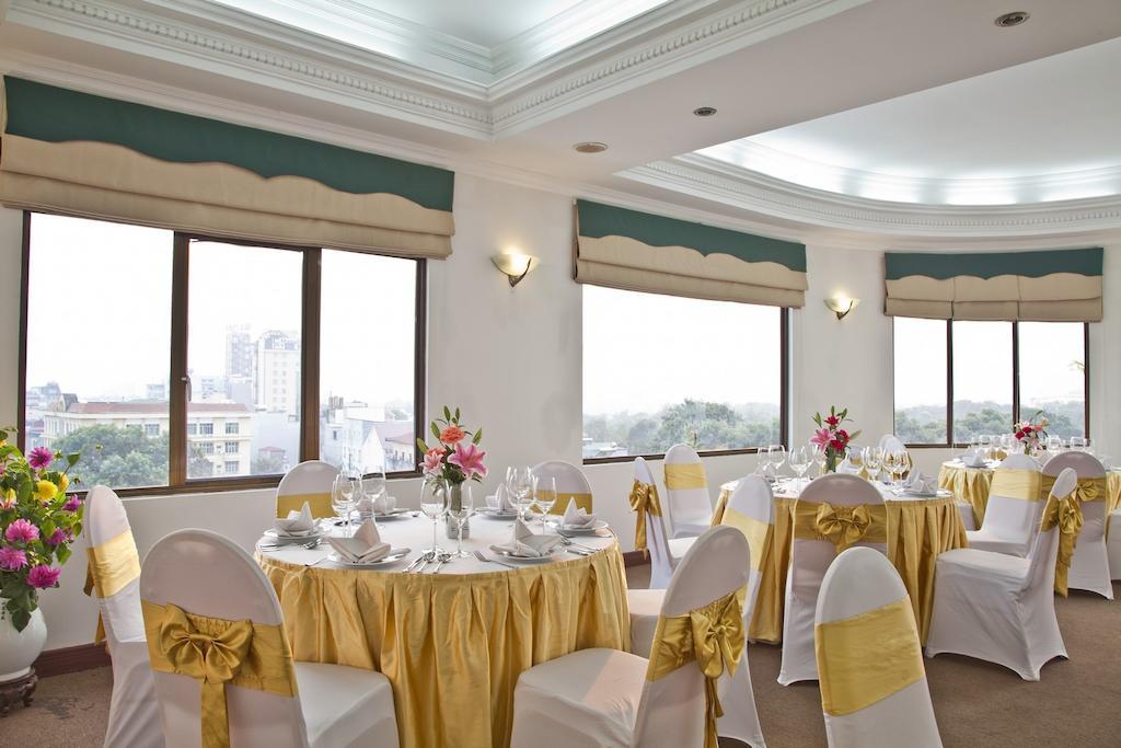 Green Park Hotel Ханой Екстериор снимка
